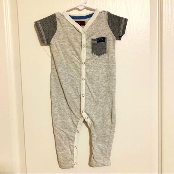 7 For All Mankind 3-6M‎ Playsuit - Picture 1 of 4